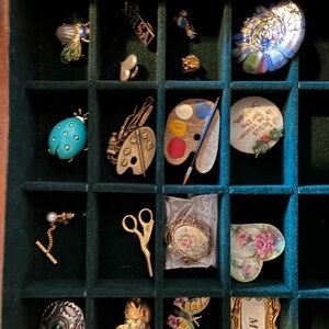 Assorted Vintage Brooches and Pins